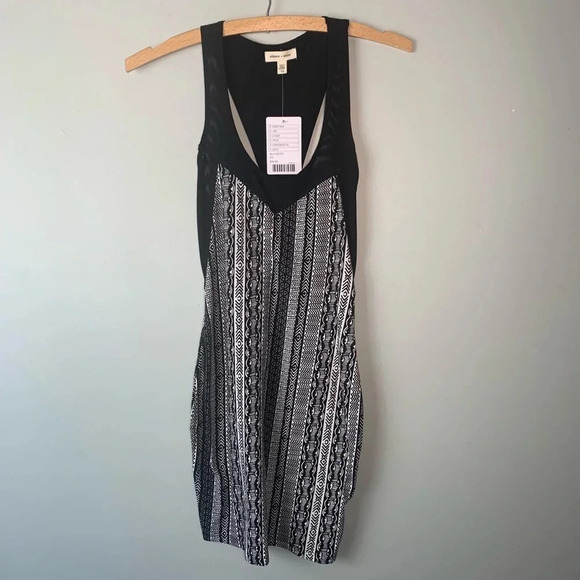 NWT Urban Outfitters tank black size xs - Picture 1 of 4